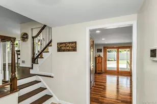 20 Danton St, Melville, NY 11747 - Photo 5
