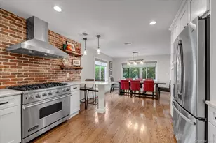 117 Soundview Dr, Port Washington, NY 11050 - Photo 7