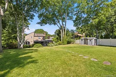 17 Lower Road, Smithtown, NY 11787 - Photo 29