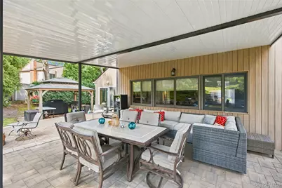 17 Lower Road, Smithtown, NY 11787 - Photo 25