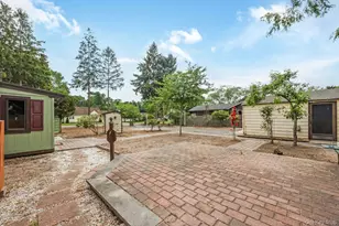 845 Karshick St, Bohemia, NY 11716 - Photo 29