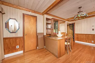 845 Karshick Street, Bohemia, NY 11716 - Photo 5