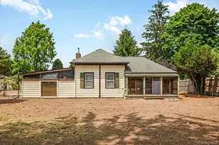 845 Karshick St, Bohemia, NY 11716 - Photo 31