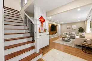 1 Wood Rd, Great Neck, NY 11024 - Photo 3