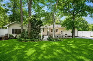 61 Ledgewood Dr, Smithtown, NY 11787 - Photo 29