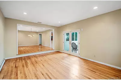 61 Ledgewood Drive, Smithtown, NY 11787 - Photo 13