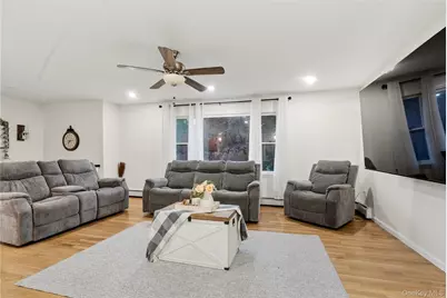 15 Guernsey Drive, New Windsor, NY 12553 - Photo 3