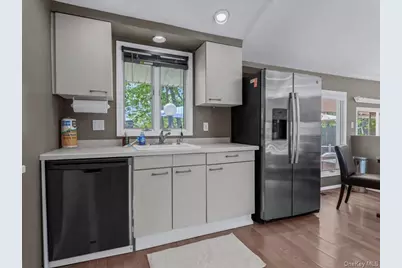 69 Roger Drive, Port Washington, NY 11050 - Photo 9