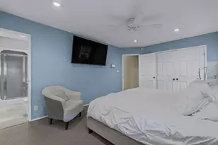 69 Roger Dr, Port Washington, NY 11050 - Photo 17
