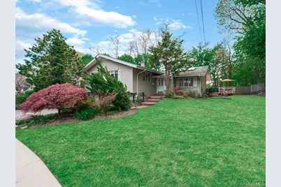 69 Roger Drive, Port Washington, NY 11050 - Photo 3
