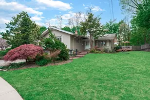 69 Roger Dr, Port Washington, NY 11050 - Photo 3