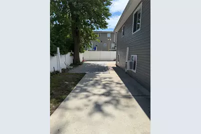 33 Washington Avenue, Deer Park, NY 11729 - Photo 15