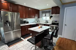 33 Washington Ave, Deer Park, NY 11729 - Photo 3