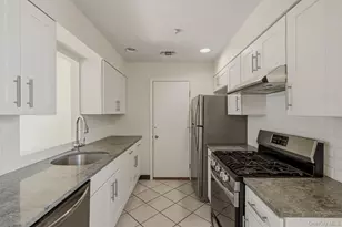 37 Candlestick Ct, Warwick, NY 10990 - Photo 13