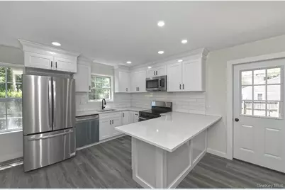 208 Lake Drive, Patchogue, NY 11772 - Photo 9