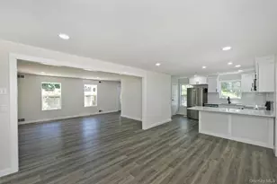 208 Lake Dr, Patchogue, NY 11772 - Photo 7