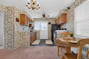 41 Elwood Ave, Hicksville, NY 11801 - Photo 5