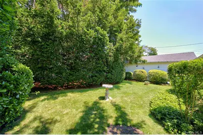41 Elwood Avenue, Hicksville, NY 11801 - Photo 19