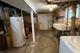 2041 Colonial Ave, Bronx, NY 10461 - Photo 13