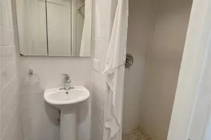 2041 Colonial Ave, Bronx, NY 10461 - Photo 5