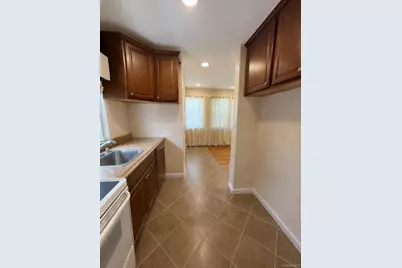 2041 Colonial Avenue, Bronx, NY 10461 - Photo 3