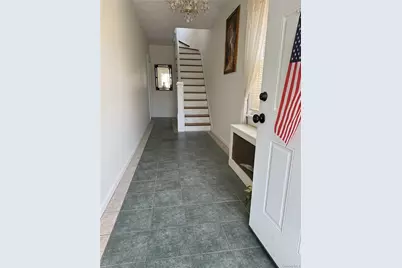 2041 Colonial Avenue, Bronx, NY 10461 - Photo 9