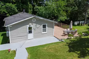 18 Worthington Dr W, Carmel, NY 10512 - Photo 3