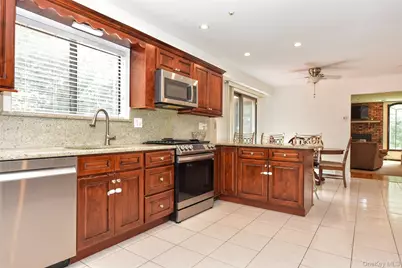 19 Church Road, Suffern, NY 10901 - Photo 13
