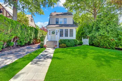 65 Roxbury Road, Garden City, NY 11530 - Photo 31