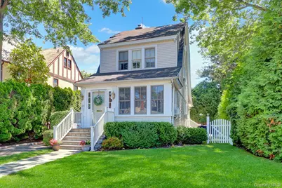 65 Roxbury Road, Garden City, NY 11530 - Photo 3