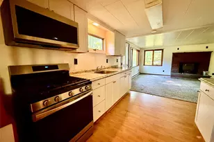 148 Lakeview Dr Rd, Highland Lake, NY 12743 - Photo 11