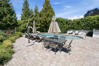 8 Griggs Drive, Greenlawn, NY 11740 - Photo 25
