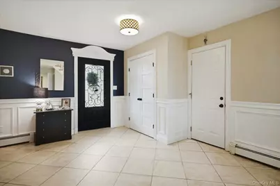 8 Griggs Drive, Greenlawn, NY 11740 - Photo 3