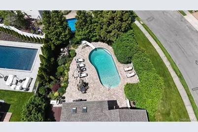 8 Griggs Drive, Greenlawn, NY 11740 - Photo 33