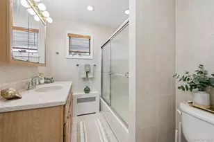 4 Dennis Ln, Bethpage, NY 11714 - Photo 13
