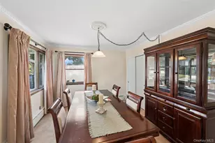 4 Dennis Ln, Bethpage, NY 11714 - Photo 5