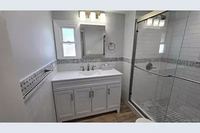 58 Betsy Ross Drive, Bohemia, NY 11716 - Photo 9