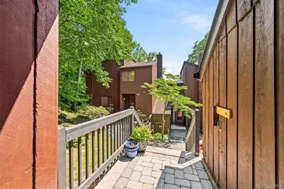 13 Redwood Drive, Highland Mills, NY 10930 - Photo 5