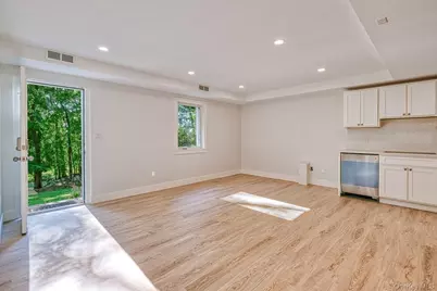 306 Clinton Avenue #2, Dobbs Ferry, NY 10522 - Photo 9