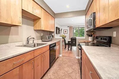 317 Kemey Cove #317, Briarcliff Manor, NY 10510 - Photo 7