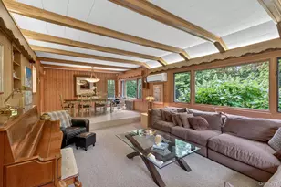 200 Canterbury Gate, Lynbrook, NY 11563 - Photo 3