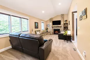 185 Tree Rd, Centereach, NY 11720 - Photo 13