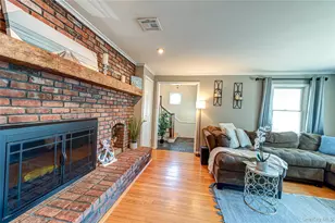 54 Westfield Dr, Centerport, NY 11721 - Photo 15