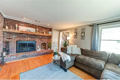 54 Westfield Drive, Centerport, NY 11721 - Photo 11