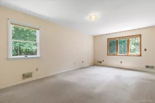 2872 Brookfield Dr, Yorktown Heights, NY 10598 - Photo 17