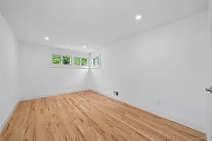 207 Wright St, Westbury, NY 11590 - Photo 19