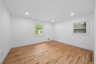 207 Wright St, Westbury, NY 11590 - Photo 13