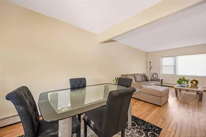 28 Baldwin Street, Farmingdale, NY 11735 - Photo 17