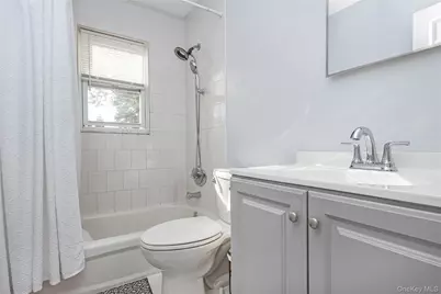 28 Baldwin Street, Farmingdale, NY 11735 - Photo 21