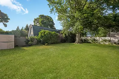 28 Baldwin Street, Farmingdale, NY 11735 - Photo 27